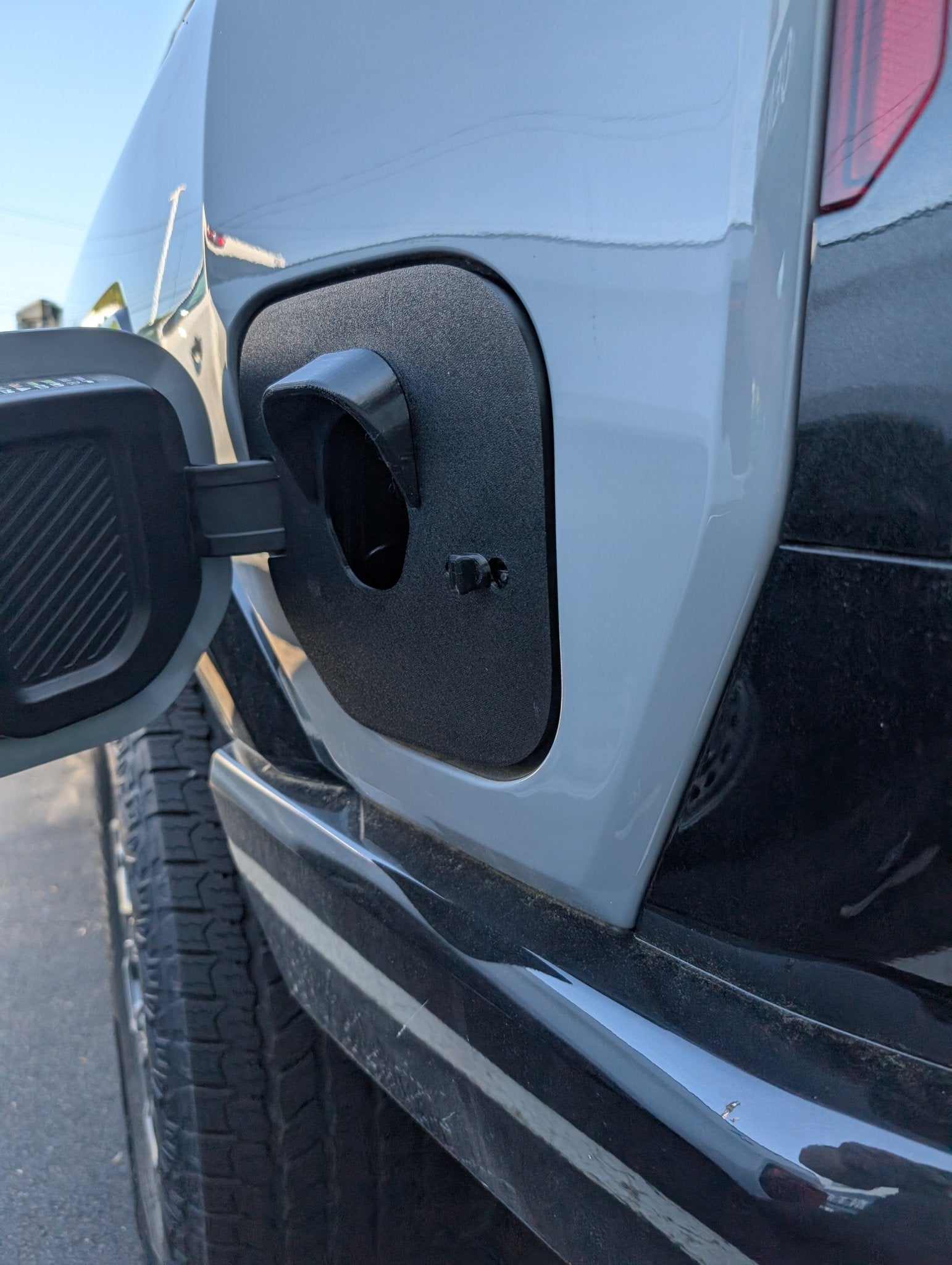 Rhinda Charging Port Cover for HUMMER EV – Weather & Dust Protection
